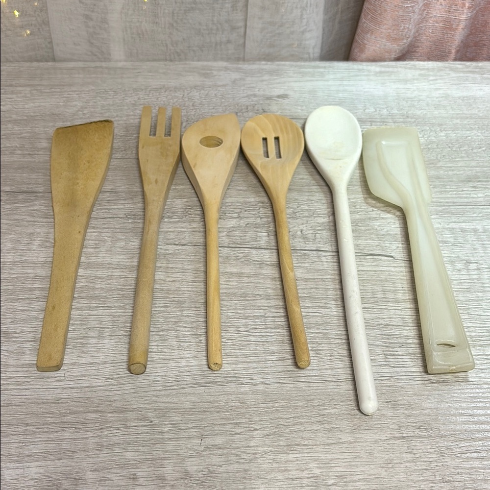 Wooden and White Kitchen Utensil Set